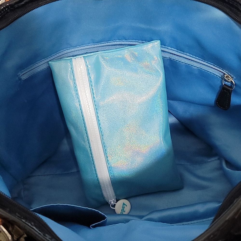 Authentic Preloved Coach F14663 Leah Patent Leather Tote - Picture 8 of 9